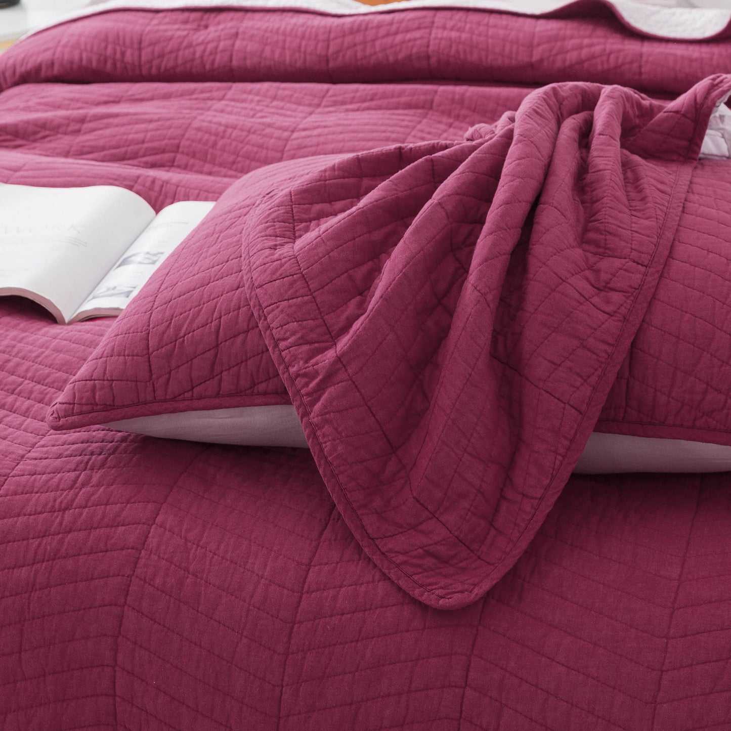 Sleep City Twin / Red Bedspread Set Kasentex Ultra Soft Cotton Oversized Bedspread Set, Blue or Red, Room Decor, Graduation Gifts Kasentex
