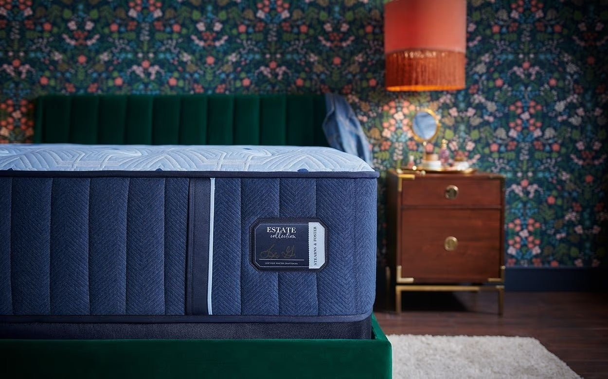 Sleep City Twin XL / Soft Mattress Estate Stearns & Foster®