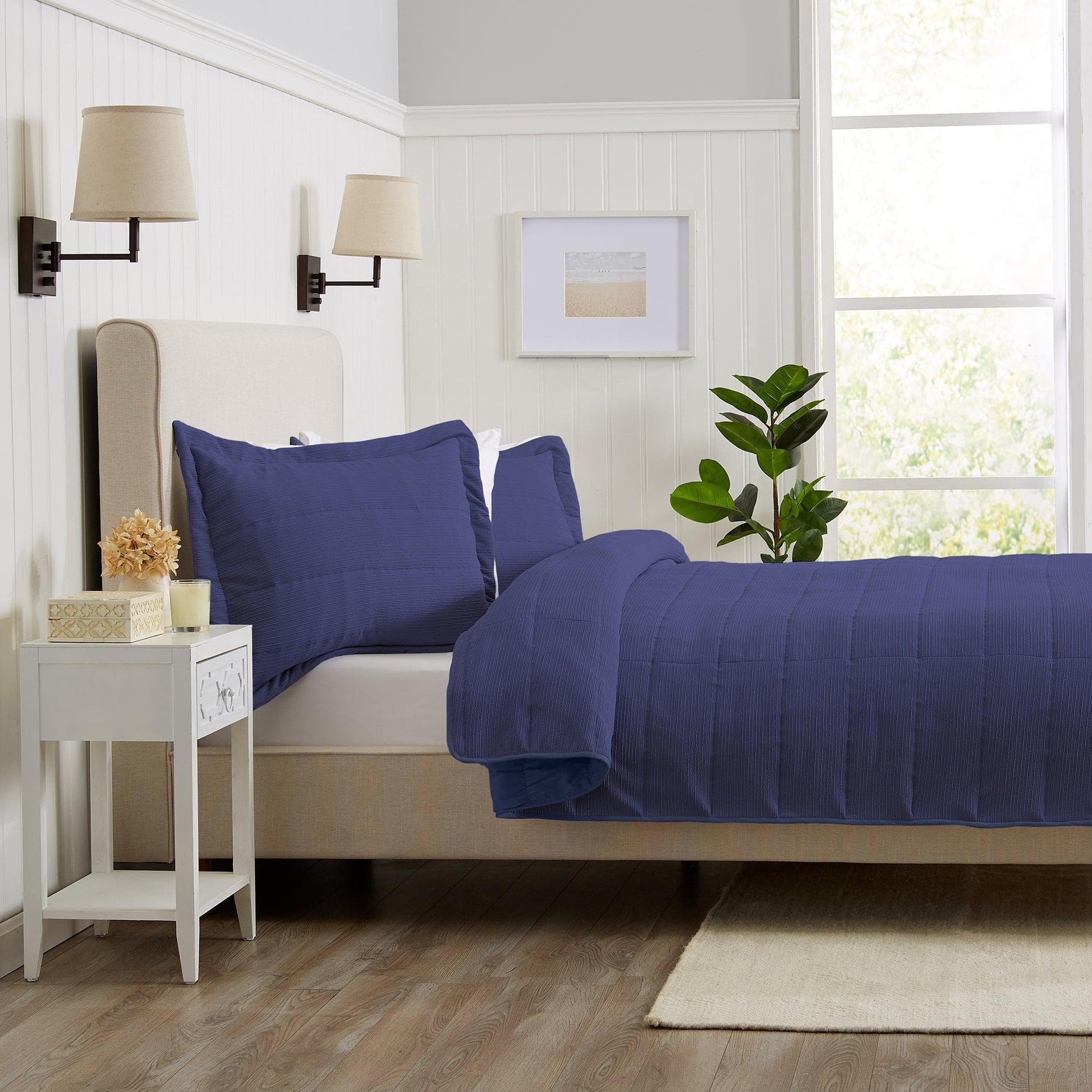 Sleep City Twin / Light Grey Quilts & Comforters 3 Piece Textured Striped Quilt Set - Ellie Collection Great Bay Home