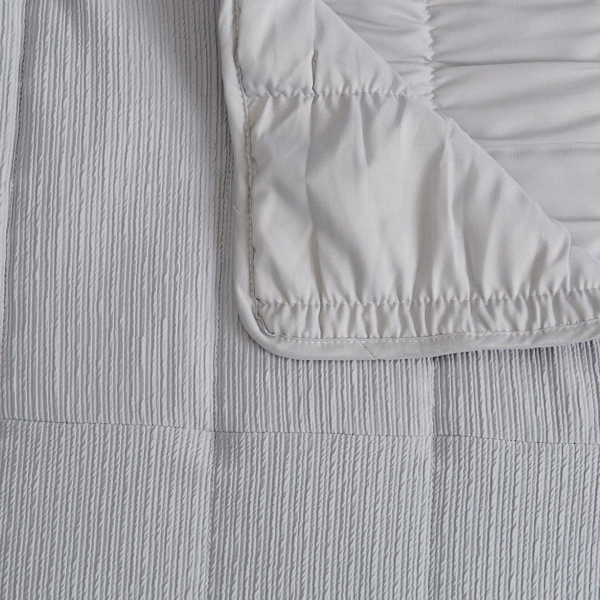 Sleep City Twin / Light Grey Quilts & Comforters 3 Piece Textured Striped Quilt Set - Ellie Collection Great Bay Home