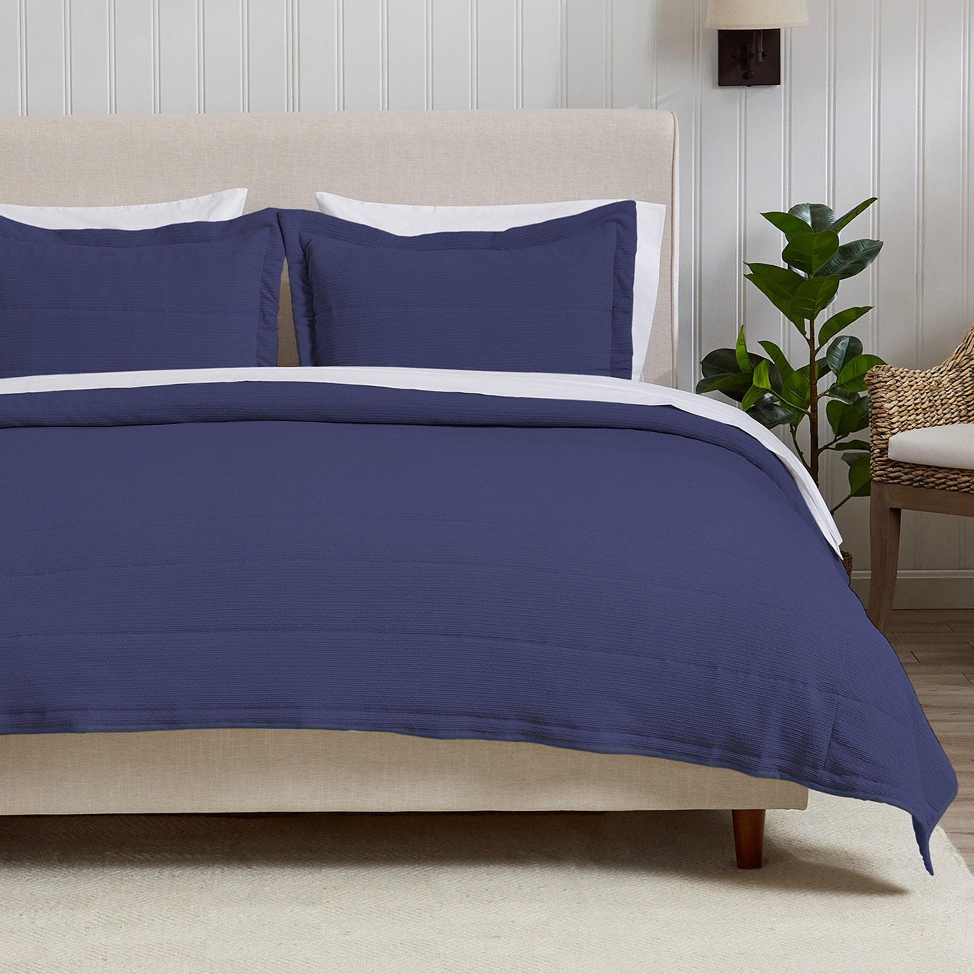 Sleep City Twin / Navy Quilts & Comforters 3 Piece Textured Striped Quilt Set - Ellie Collection Great Bay Home