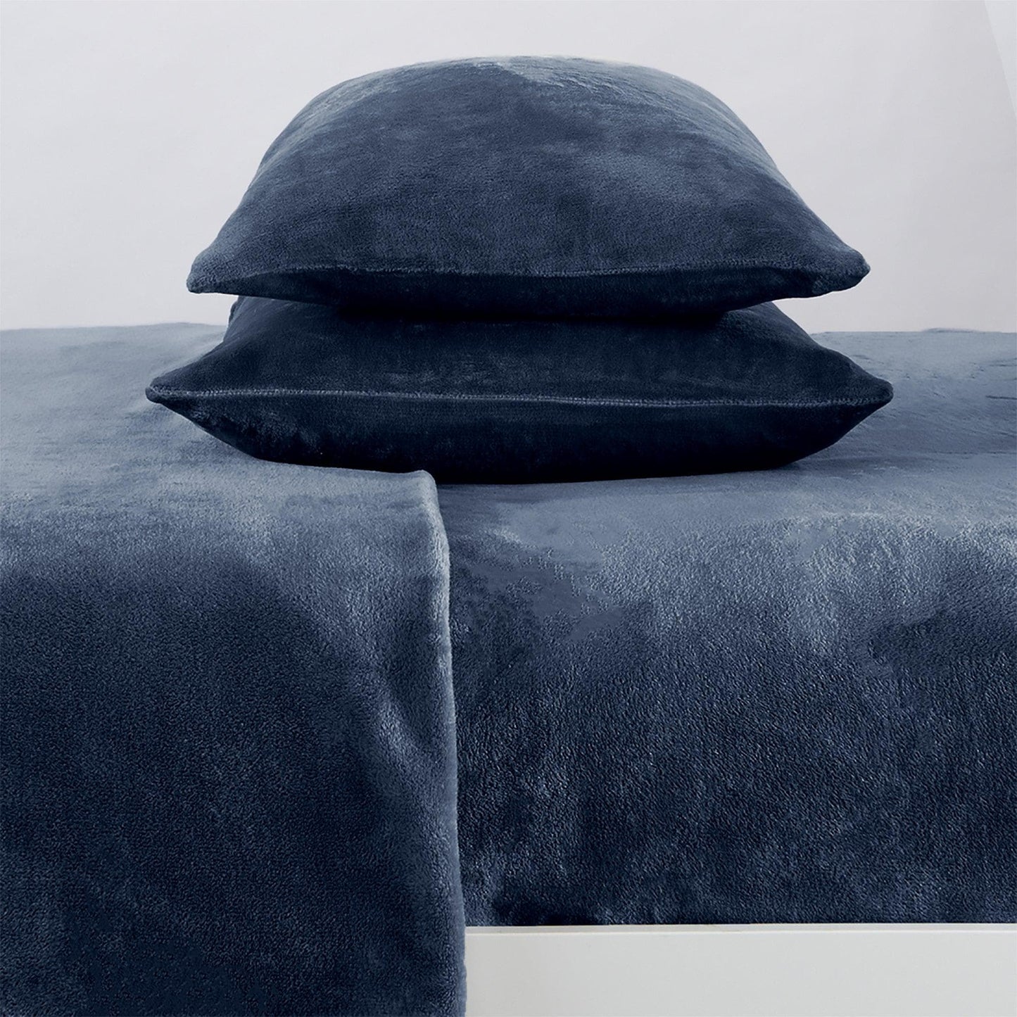 Sleep City Full / Navy 4-Piece Solid Jewel-Toned Plush Sheet - Velvet Luxe Collection Great Bay Home