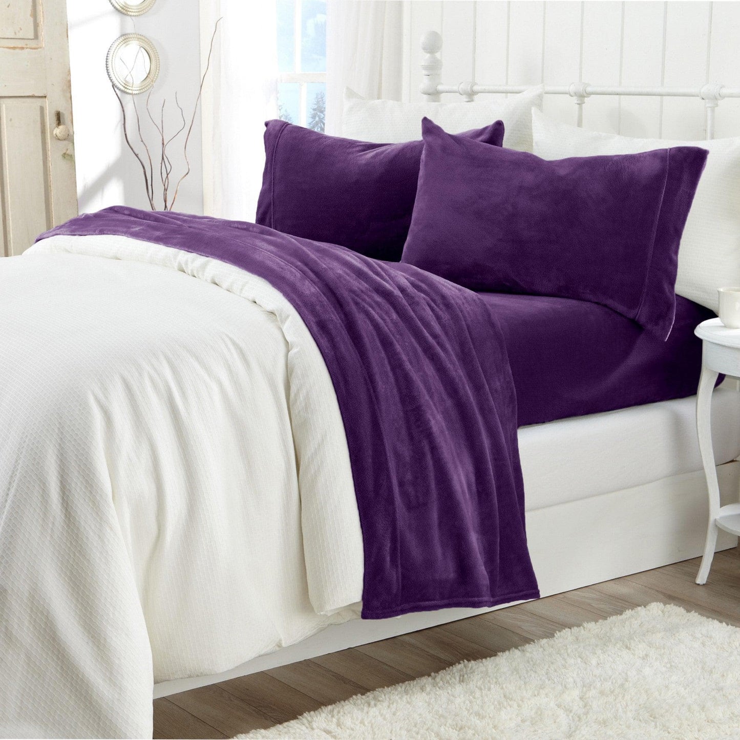 Sleep City Full / Navy 4-Piece Solid Jewel-Toned Plush Sheet - Velvet Luxe Collection Great Bay Home