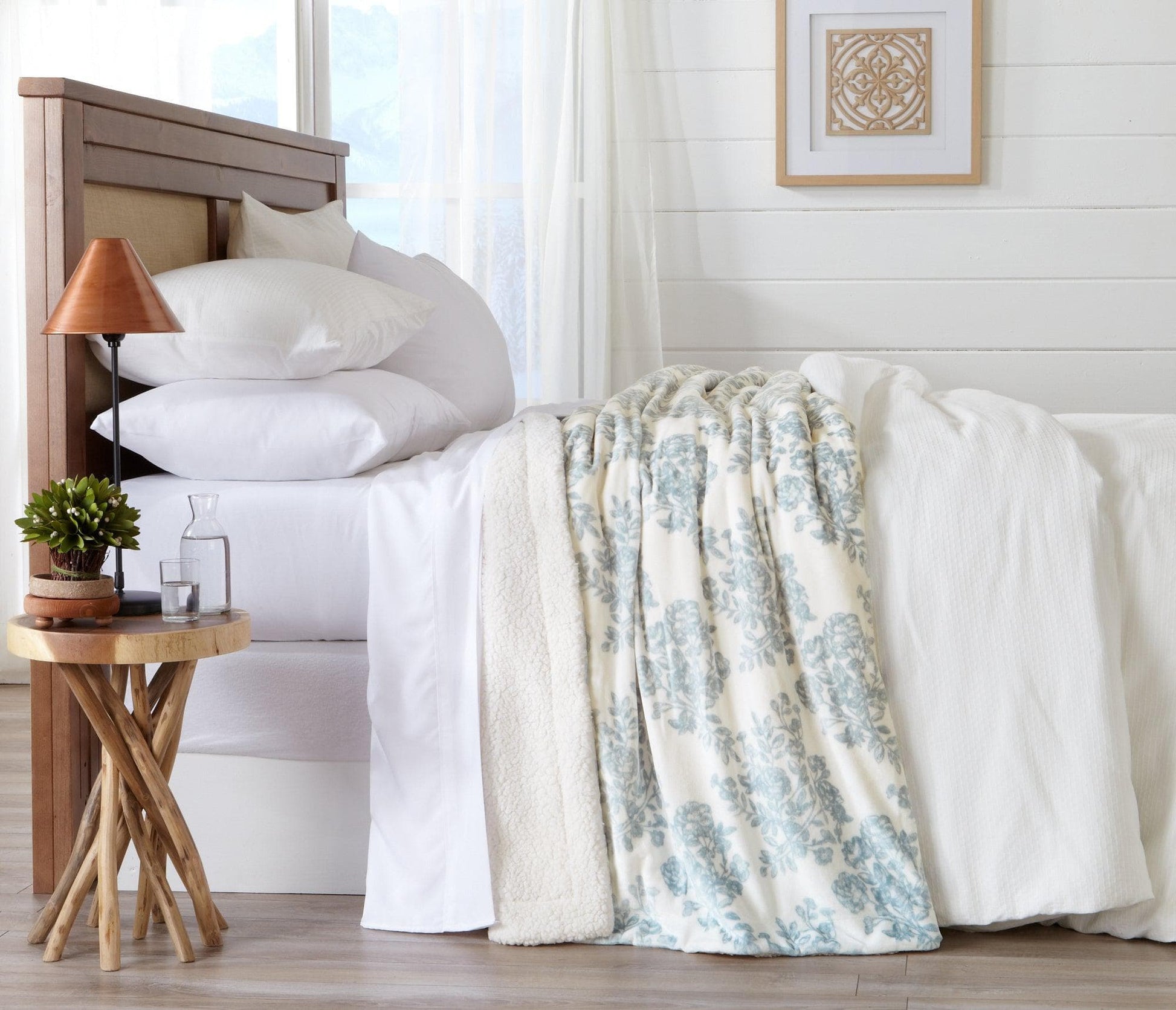 Sleep City Twin / Winter White Blankets Velvet Plush Sherpa Luxury Bed Blanket - Cielo Collection Great Bay Home