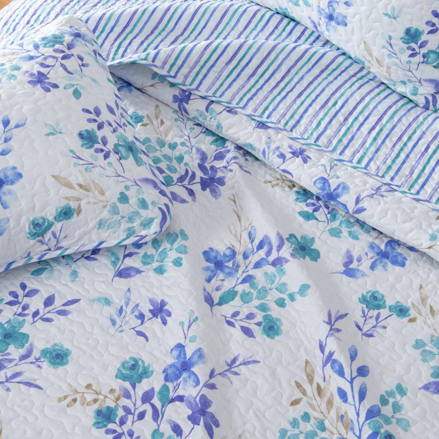 Sleep City Twin / Decorative Blossom Quilts 3-Piece Floral Quilt Set - April Morning Great Bay Home
