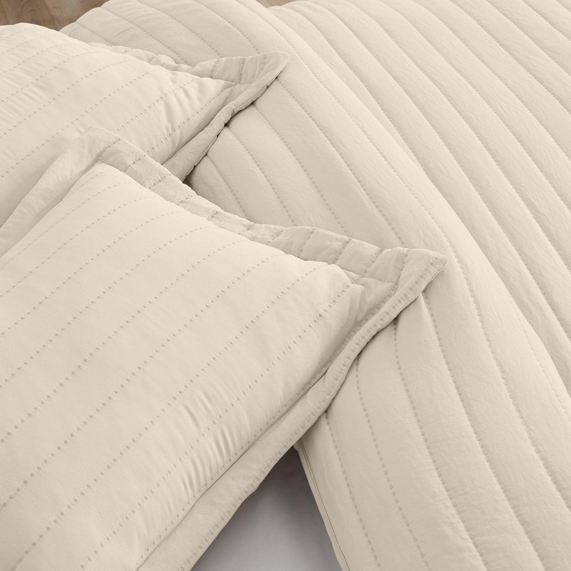 Sleep City Twin / White Quilts & Comforters 3-Piece Solid Striped Quilt - Virginia Collection Great Bay Home