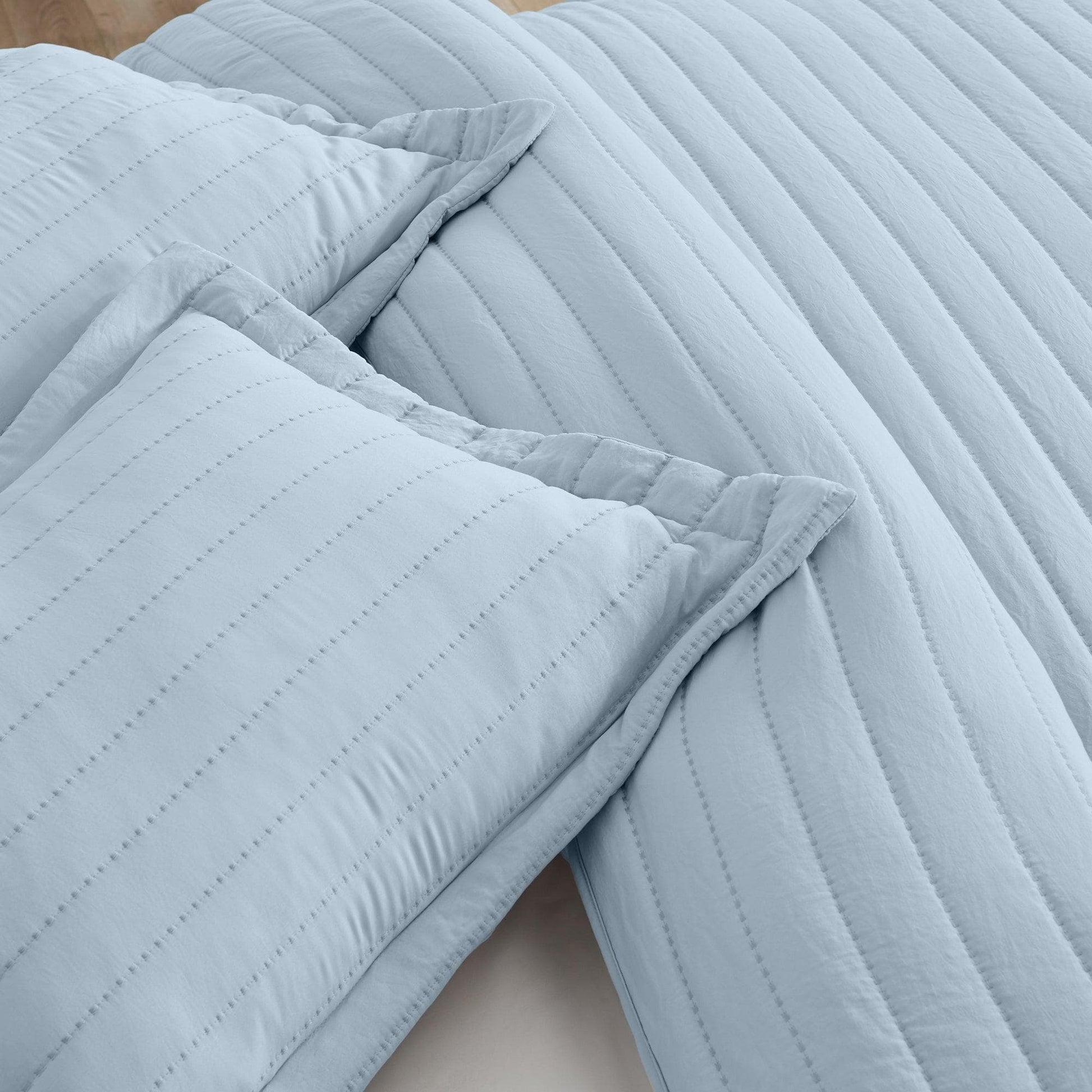 Sleep City Twin / White Quilts & Comforters 3-Piece Solid Striped Quilt - Virginia Collection Great Bay Home