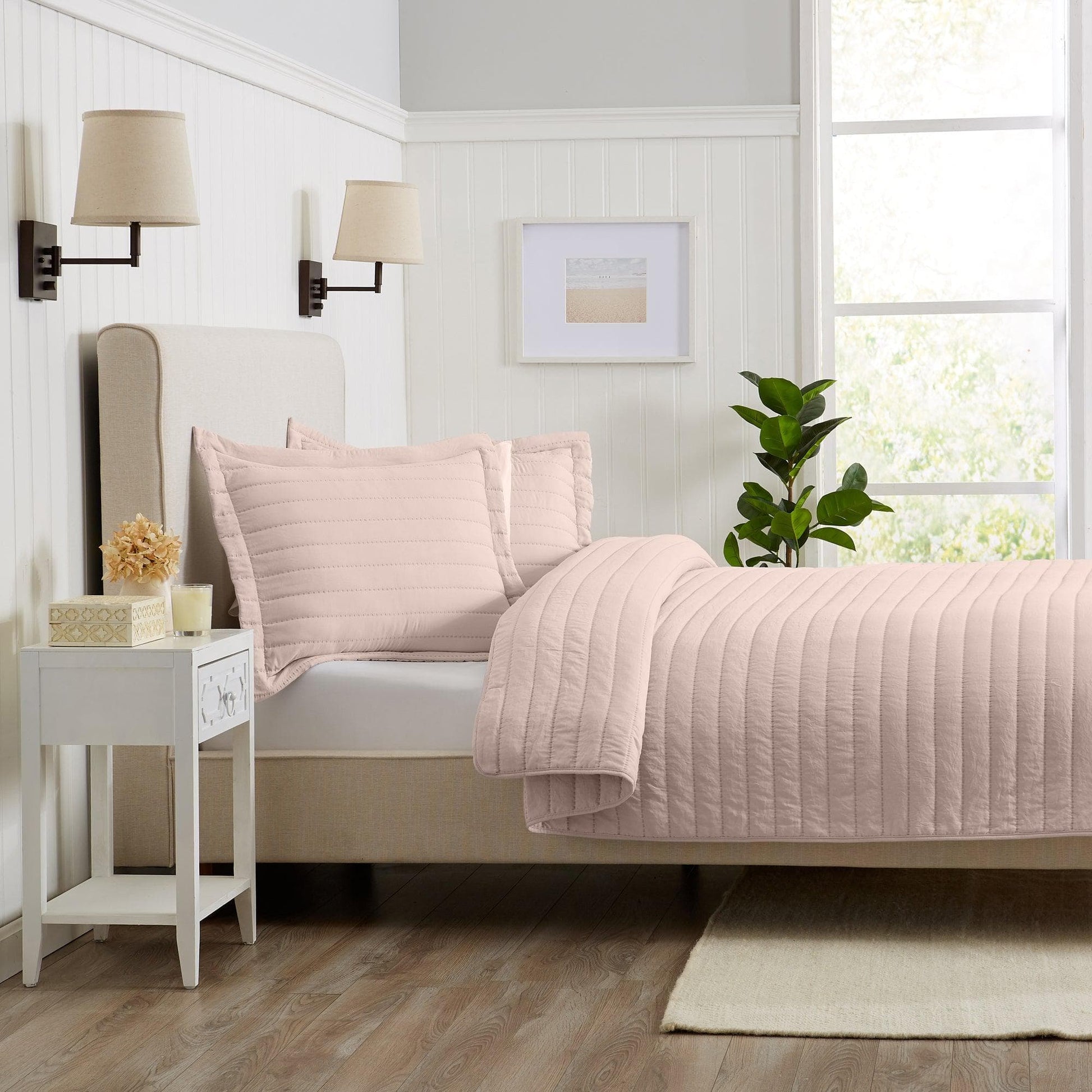 Sleep City Twin / White Quilts & Comforters 3-Piece Solid Striped Quilt - Virginia Collection Great Bay Home