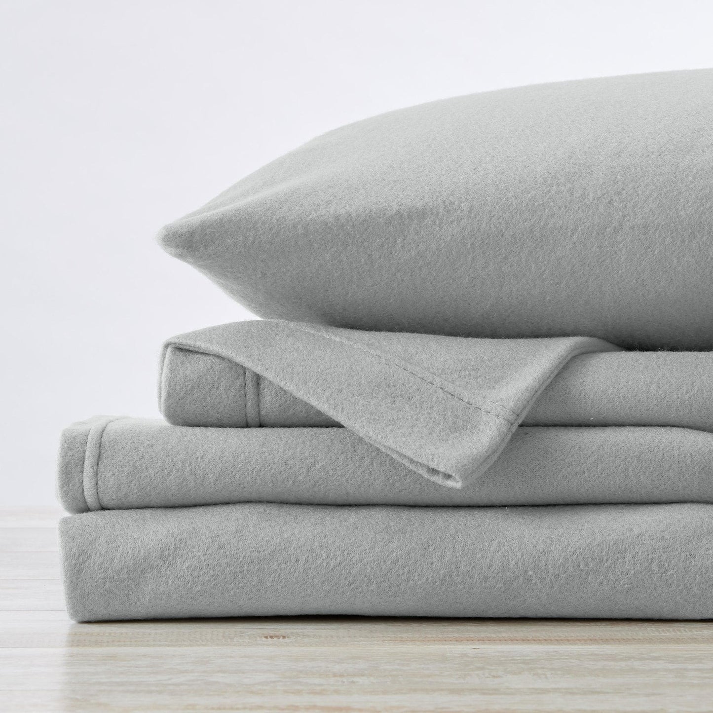 Sleep City Twin / Ivory Sheets 4-Piece Solid Fleece Sheet - Christina Collection Great Bay Home