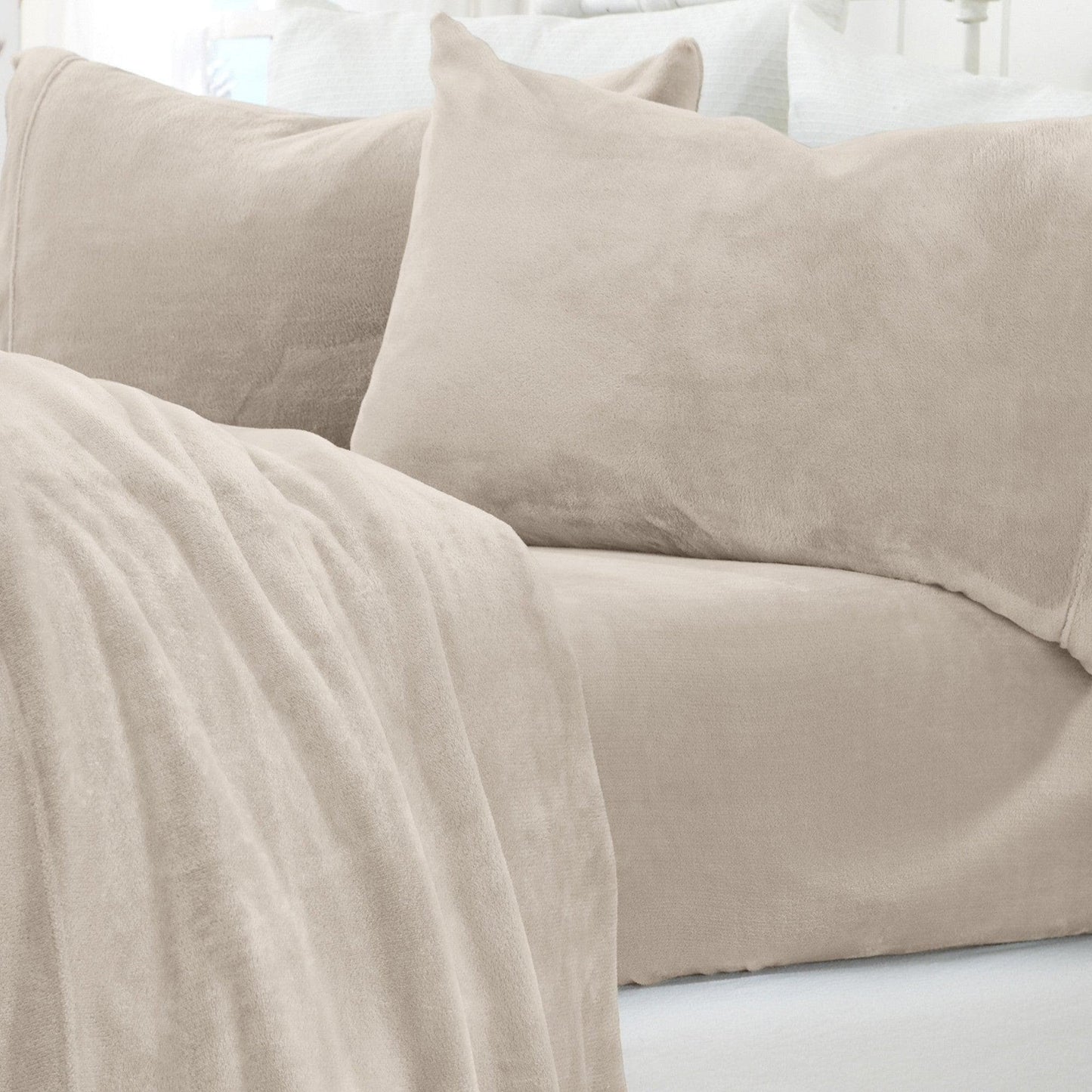 Sleep City Twin / Sea Mist Sheets 4-Piece Solid Plush Sheet - Velvet Luxe Collection Great Bay Home