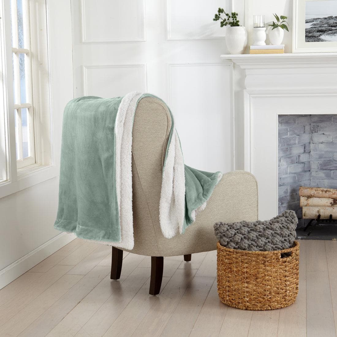 Sleep City Twin / Powder Blue Velvet Plush Sherpa Luxury Bed Blanket - Kinsley Collection Great Bay Home