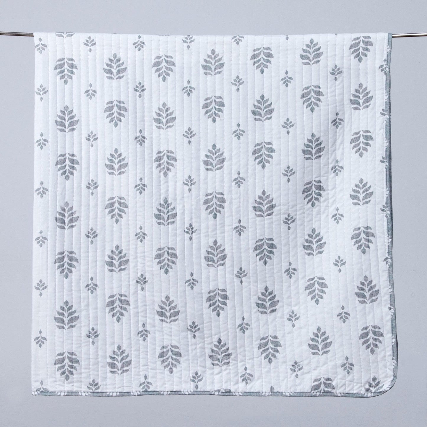 Sleep City Twin / Colette - Grey Quilts 3-Piece French Floral Quilt - Colette Collection Great Bay Home