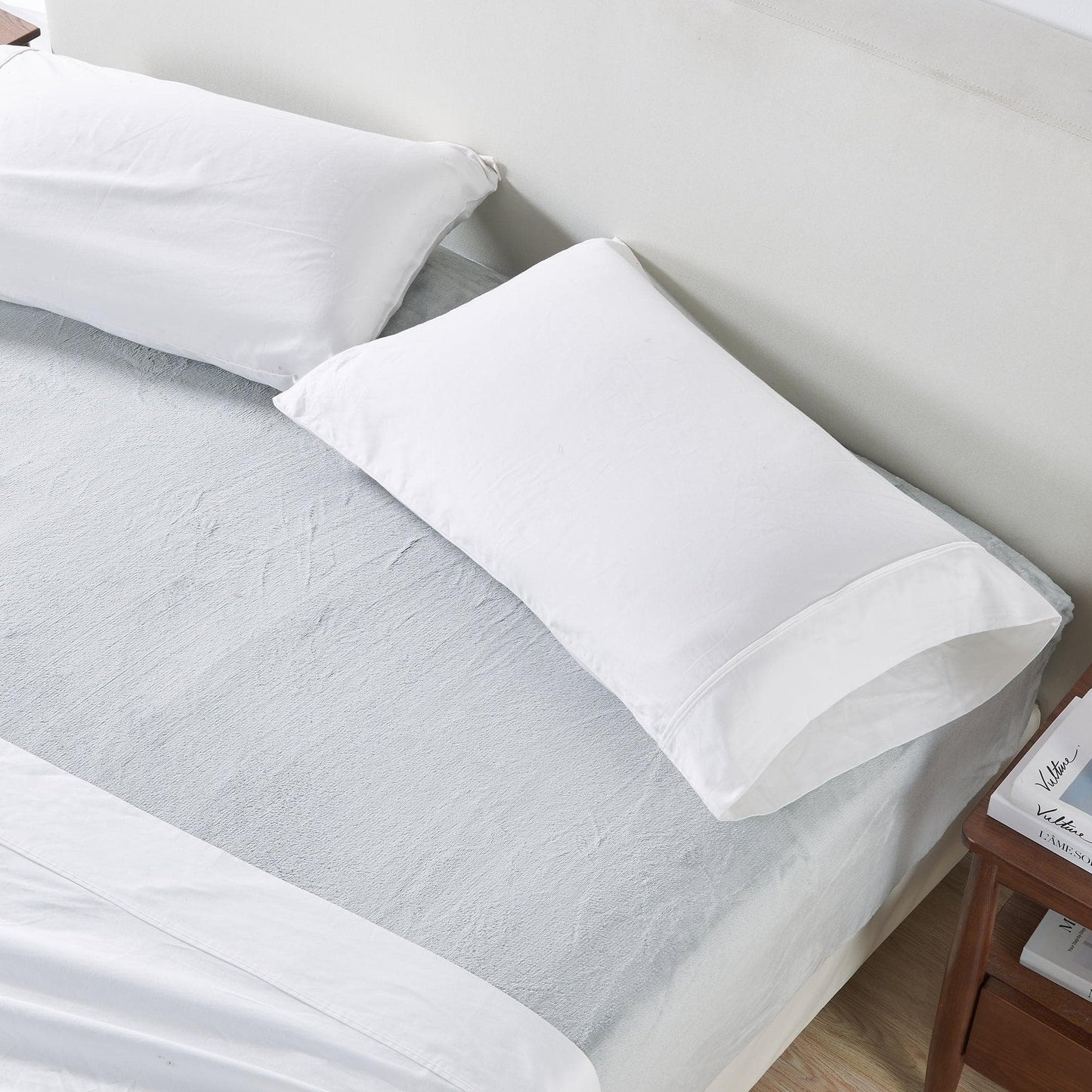 Sleep City Twin / Dark Grey Bed Sheets Solid Plush Fitted Sheet - Velvet Luxe Collection Great Bay Home