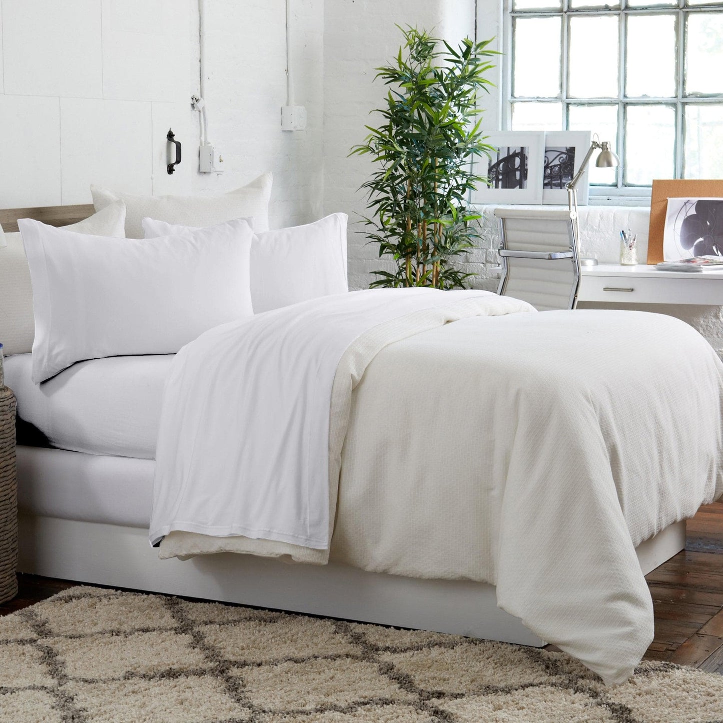Sleep City King / Light Blue Bed Sheets Triblend Sheet Set - Avani Collection Great Bay Home