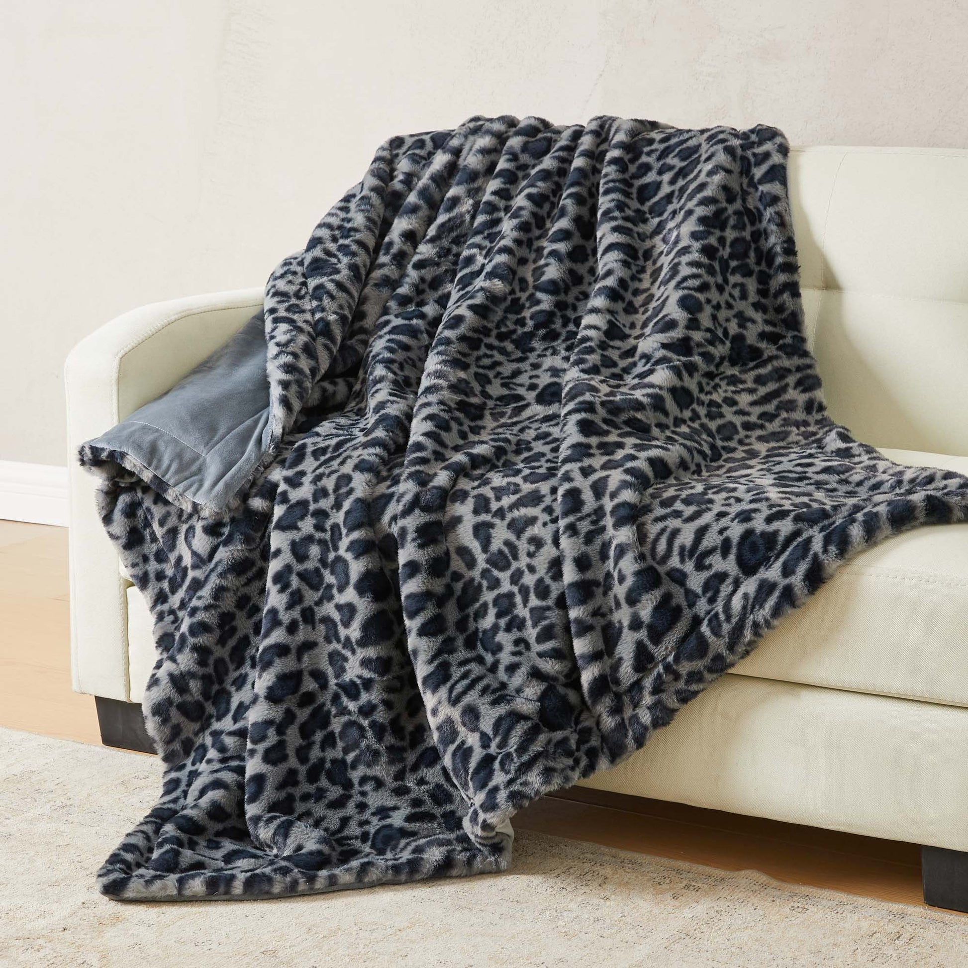 Sleep City 50" x 60" / Grey / Black Leopard Blankets Faux Fur Printed Throw Blanket - Aaliyah Collection Great Bay Home