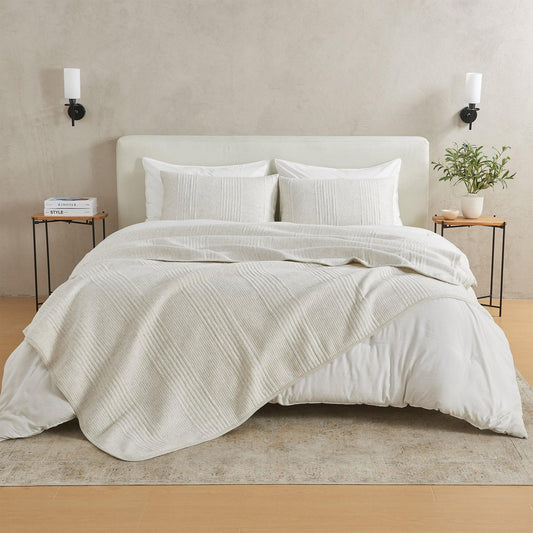 Sleep City King / Heathered Oatmeal Quilts & Comforters 3 Piece Jersey Knit Quilt Set - Natalie Collection Great Bay Home