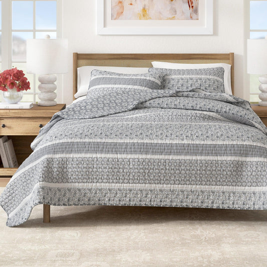 Sleep City Full / Queen / Grey Quilts & Comforters 3-Piece Stripe Quilt - Kadi Collection Great Bay Home