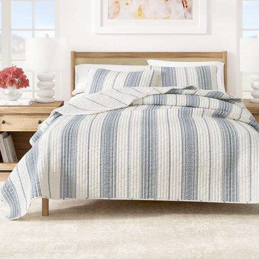 Sleep City Twin / Twin XL / White / Navy Quilts & Comforters 3-Piece Stripe Quilt - Wesley Collection Great Bay Home