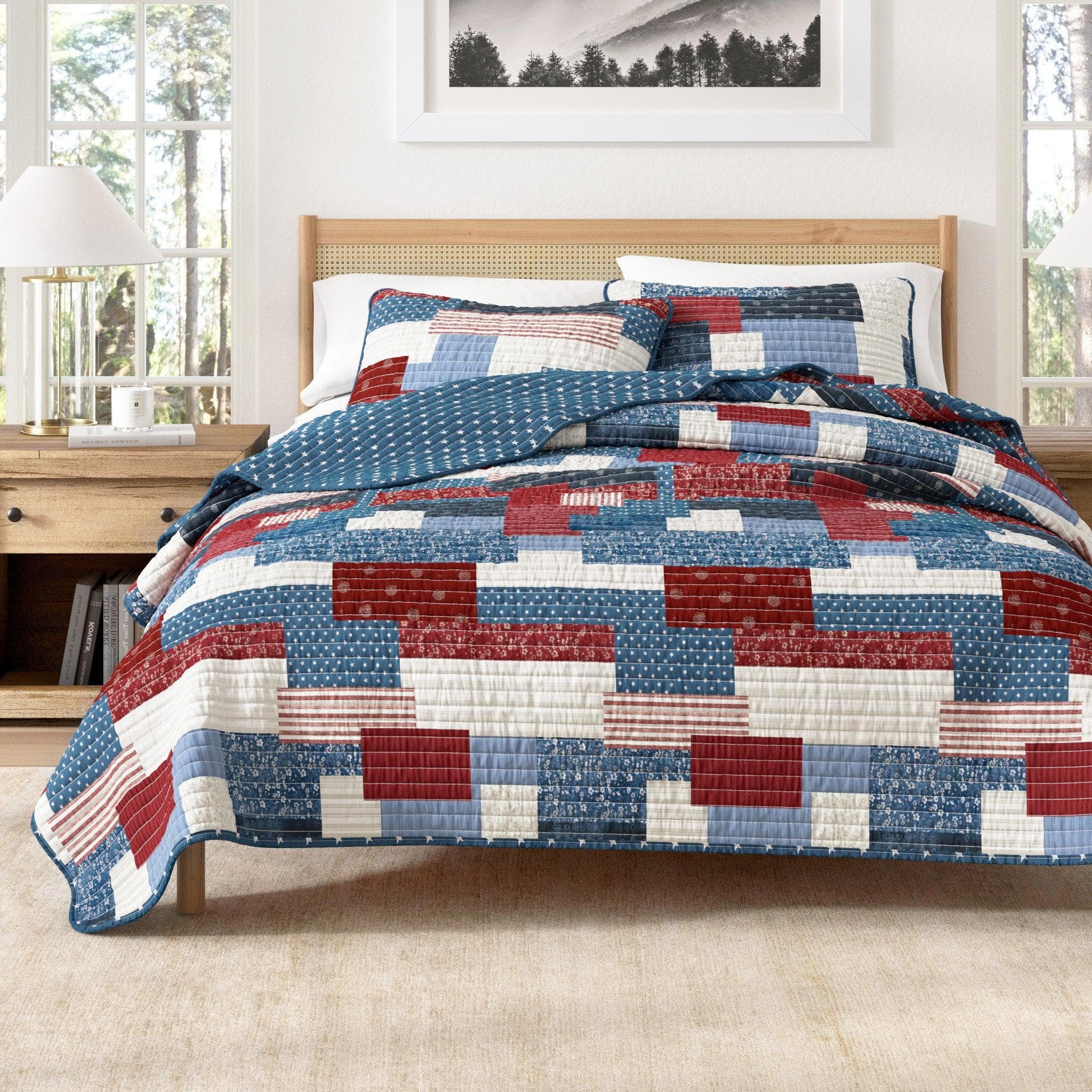 Sleep City Twin / Twin XL / Americana Patchwork Quilts & Comforters Americana Patchwork Quilt Set - Lowel Collection Great Bay Home