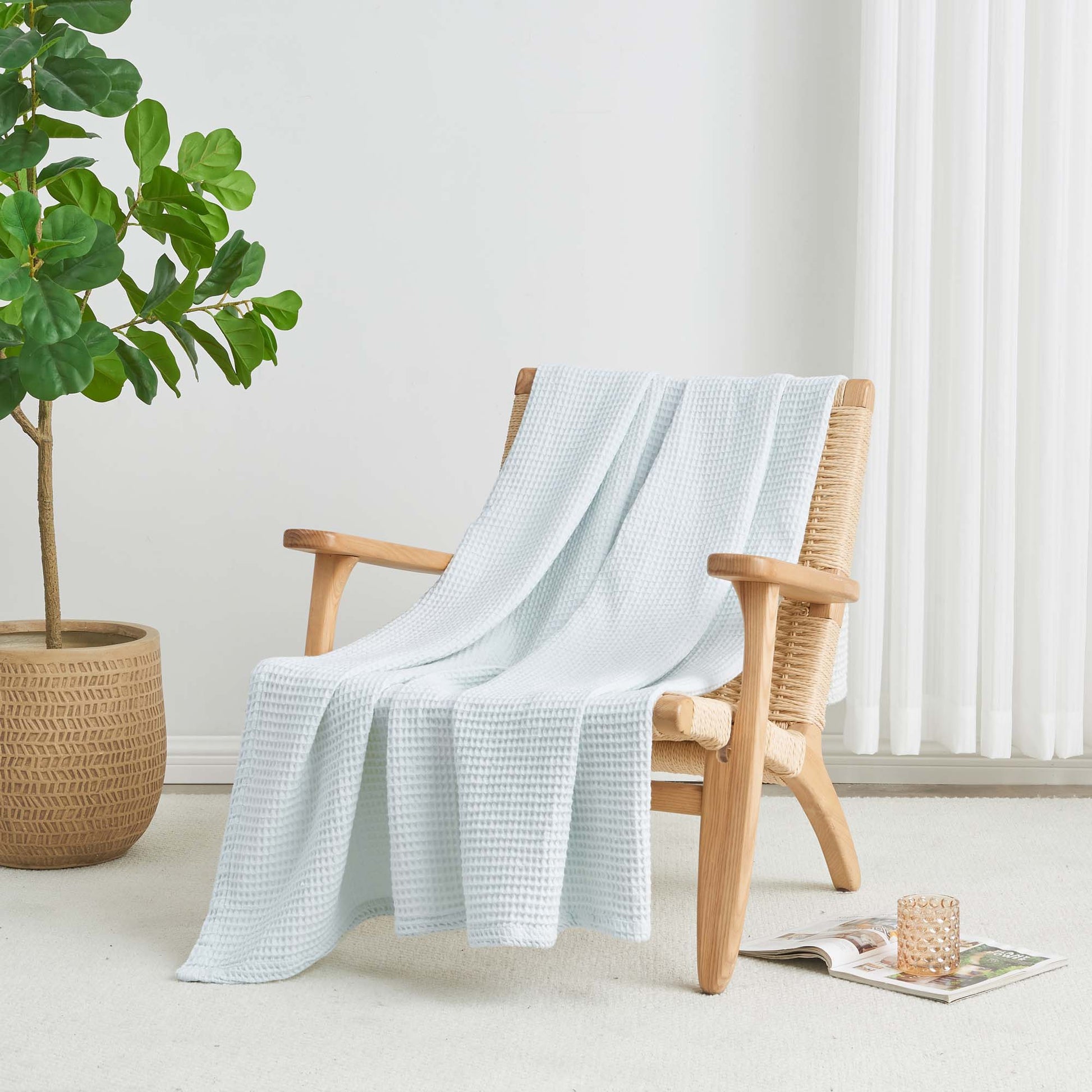 Sleep City Twin / White Blankets 100% Cotton Waffle Weave Blanket - Mikala Collection Great Bay Home