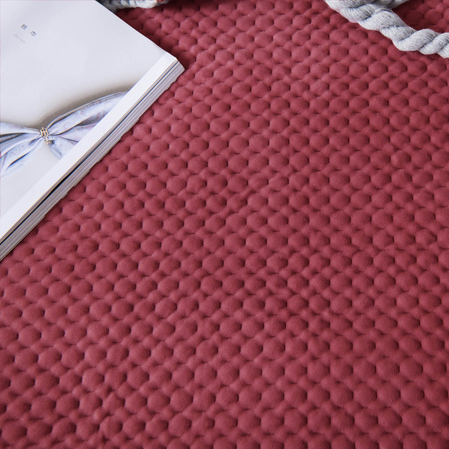 Ultra Soft Plush Poly-Velvet Quilt Set