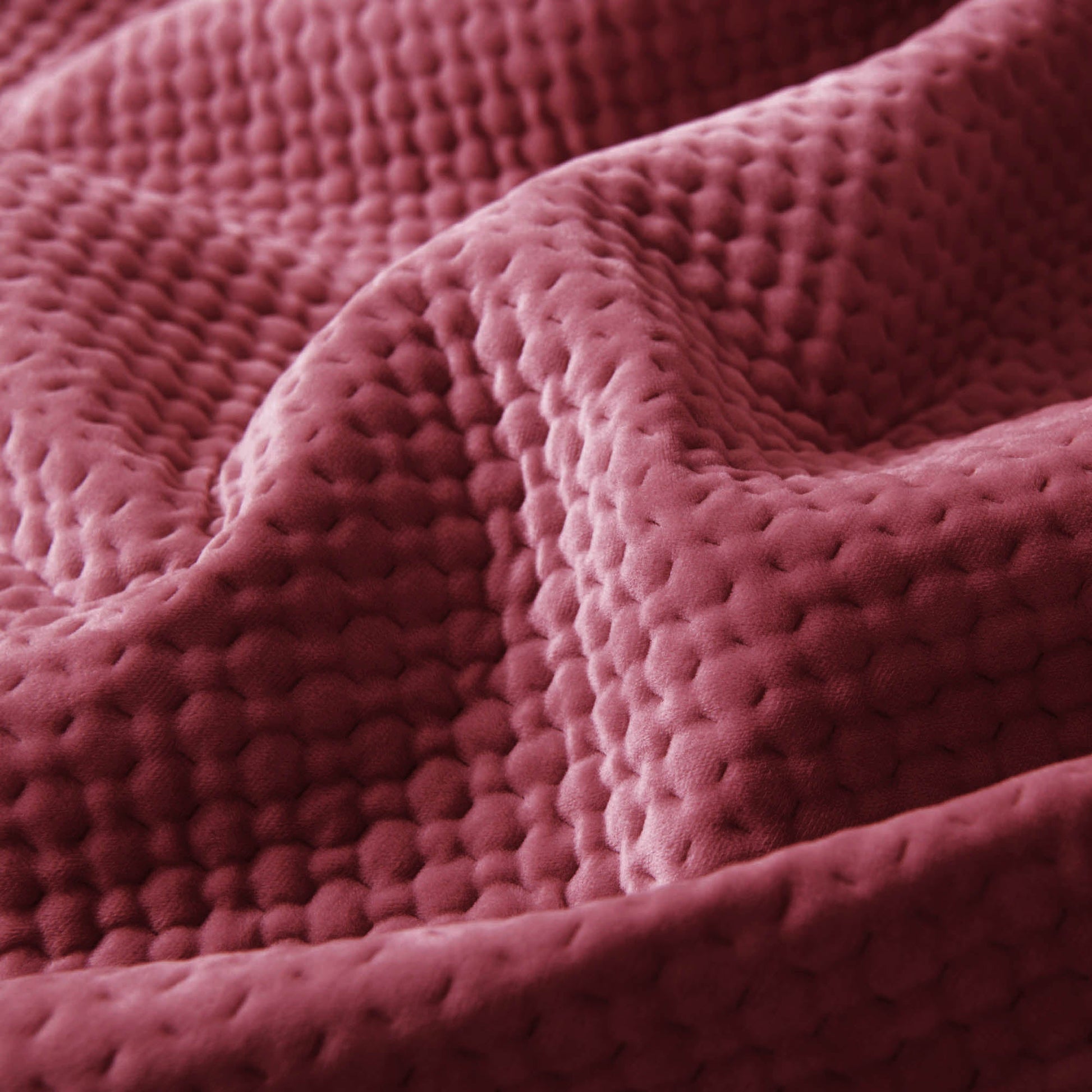 Sleep City Queen / Dusty Rose Bedspread Kasentex All Season Cozy Velvet Quilt Set with Shams, Queen, King, Room Decor, Graduation Gifts Kasentex