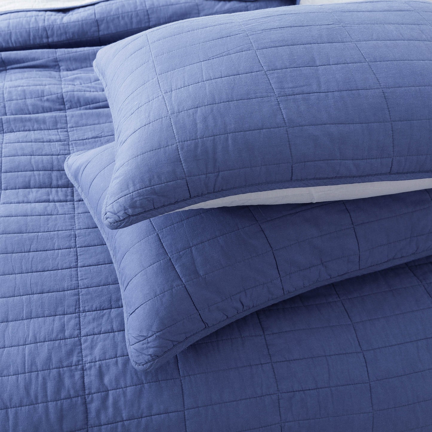 Sleep City Twin / Red Bedspread Set Kasentex Ultra Soft Cotton Oversized Bedspread Set, Blue or Red, Room Decor, Graduation Gifts Kasentex