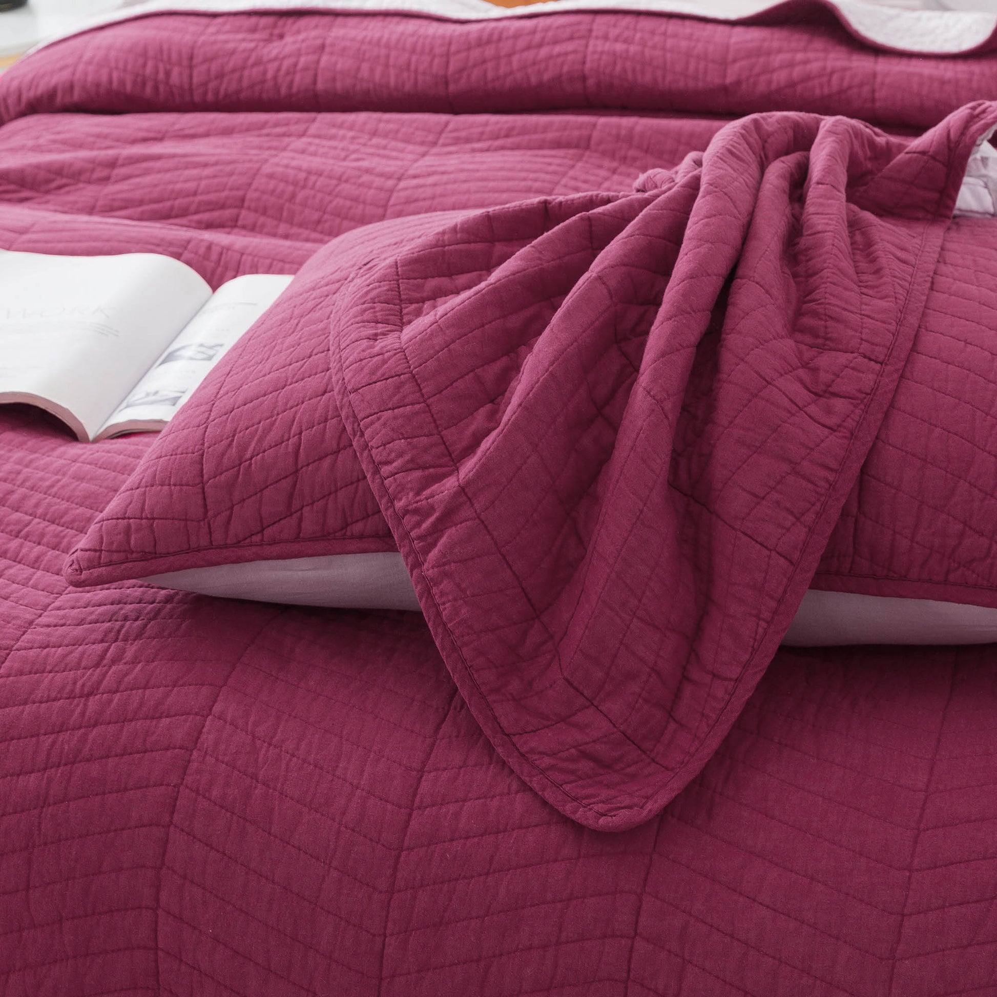 Sleep City Twin / Red Bedspread Set Kasentex Ultra Soft Cotton Oversized Bedspread Set, Blue or Red, Room Decor, Graduation Gifts Kasentex
