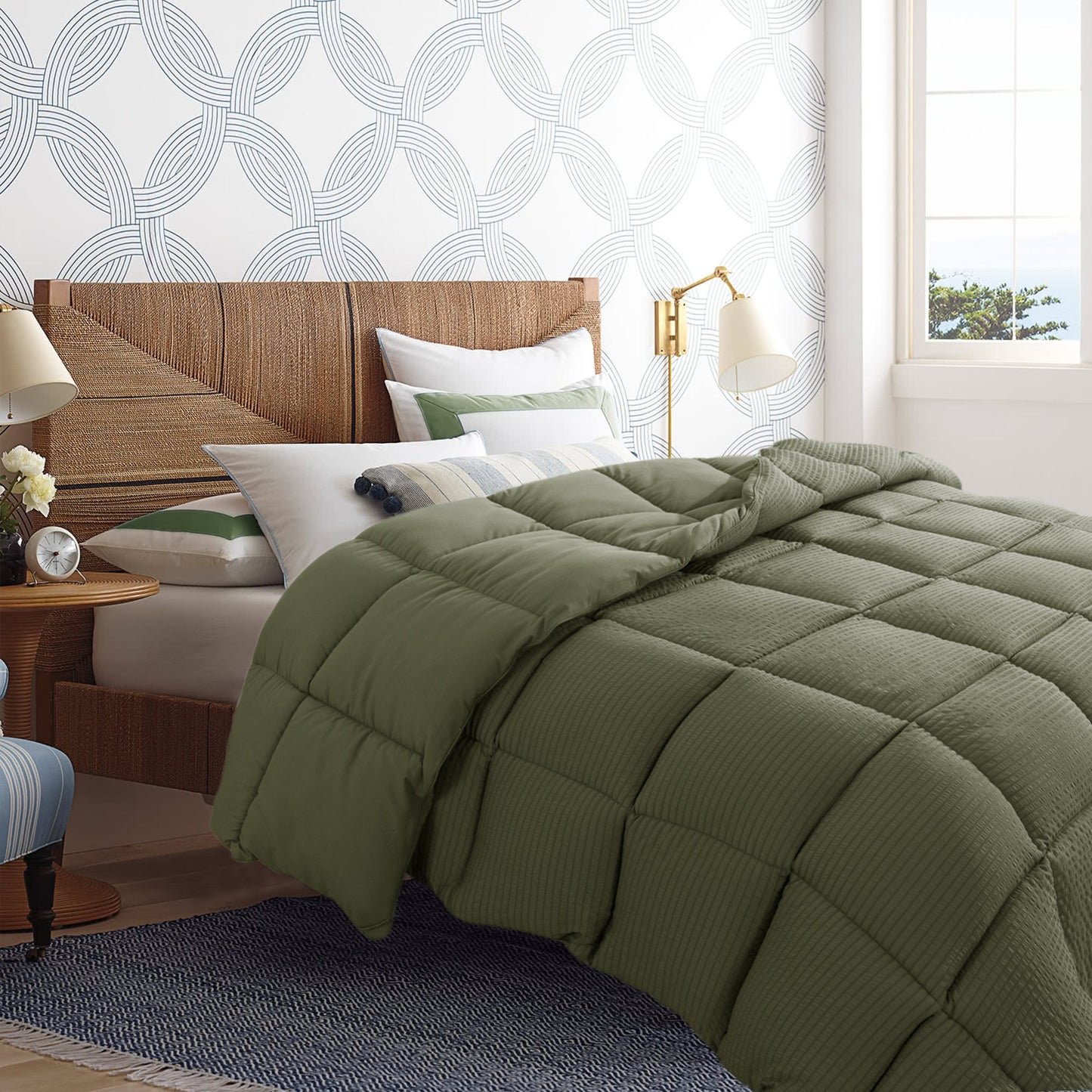 Sleep City Twin / White Comforter Kasentex Ultra Soft All Season Down Alternative Reversible Comforter, Twin, Queen, King, Room Decor, Graduation Gifts Kasentex