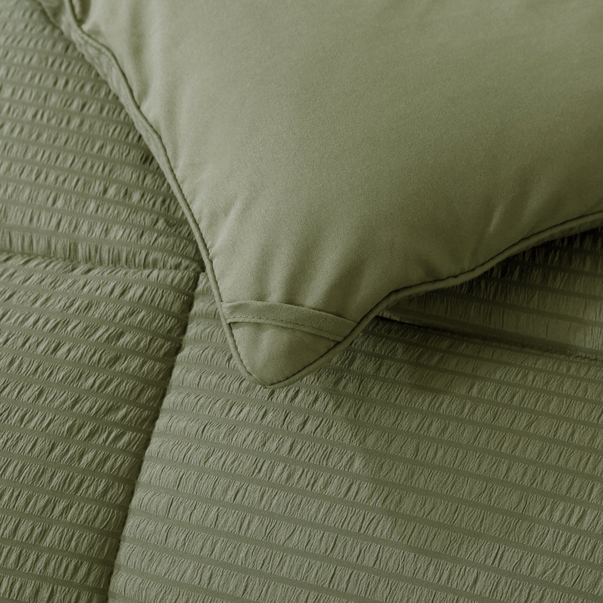 Sleep City Twin / White Comforter Kasentex Ultra Soft All Season Down Alternative Reversible Comforter, Twin, Queen, King, Room Decor, Graduation Gifts Kasentex