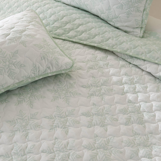 Sleep City Full / Queen / Large Snowflake 3 Piece Large Snowflake Quilt - Noemi Collection Great Bay Home