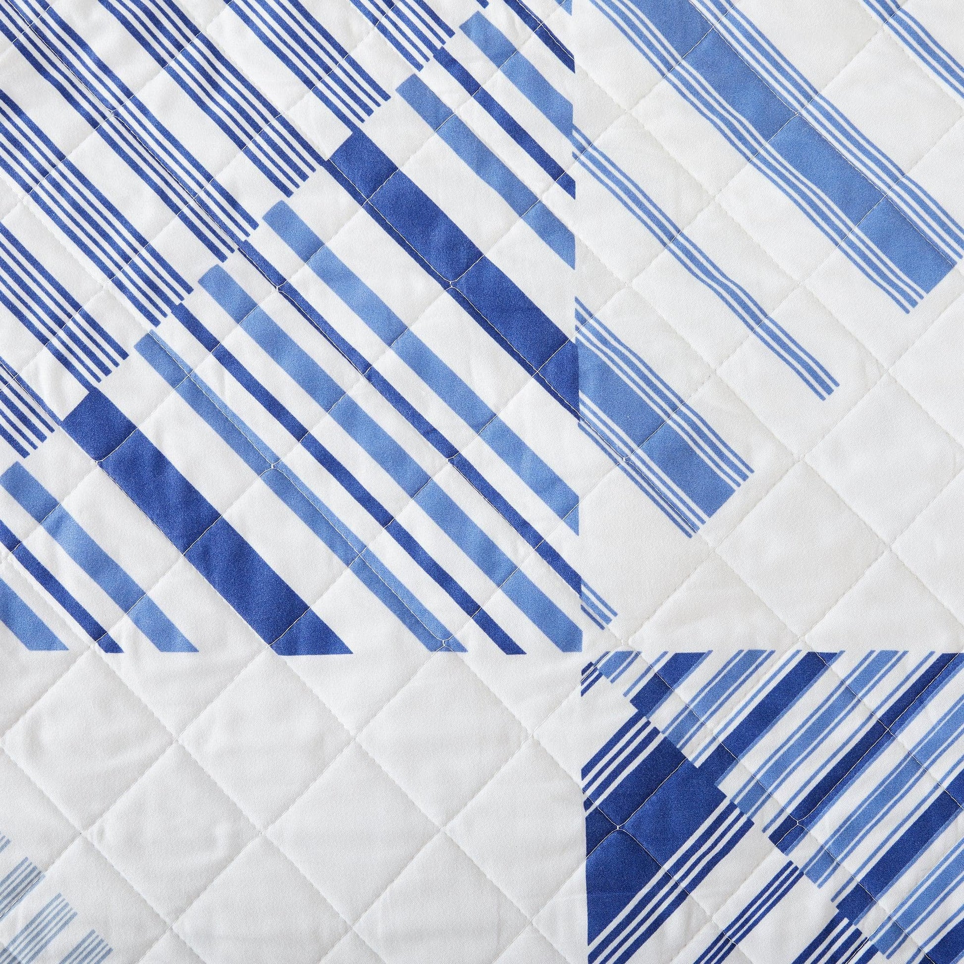 Sleep City Twin / Midnight Bay 3-Piece Navy Stripe Quilt - Midnight Bay Collection Great Bay Home