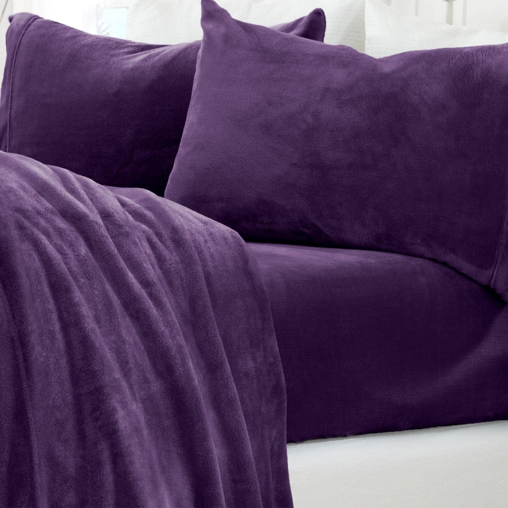 Sleep City Full / Navy 4-Piece Solid Jewel-Toned Plush Sheet - Velvet Luxe Collection Great Bay Home