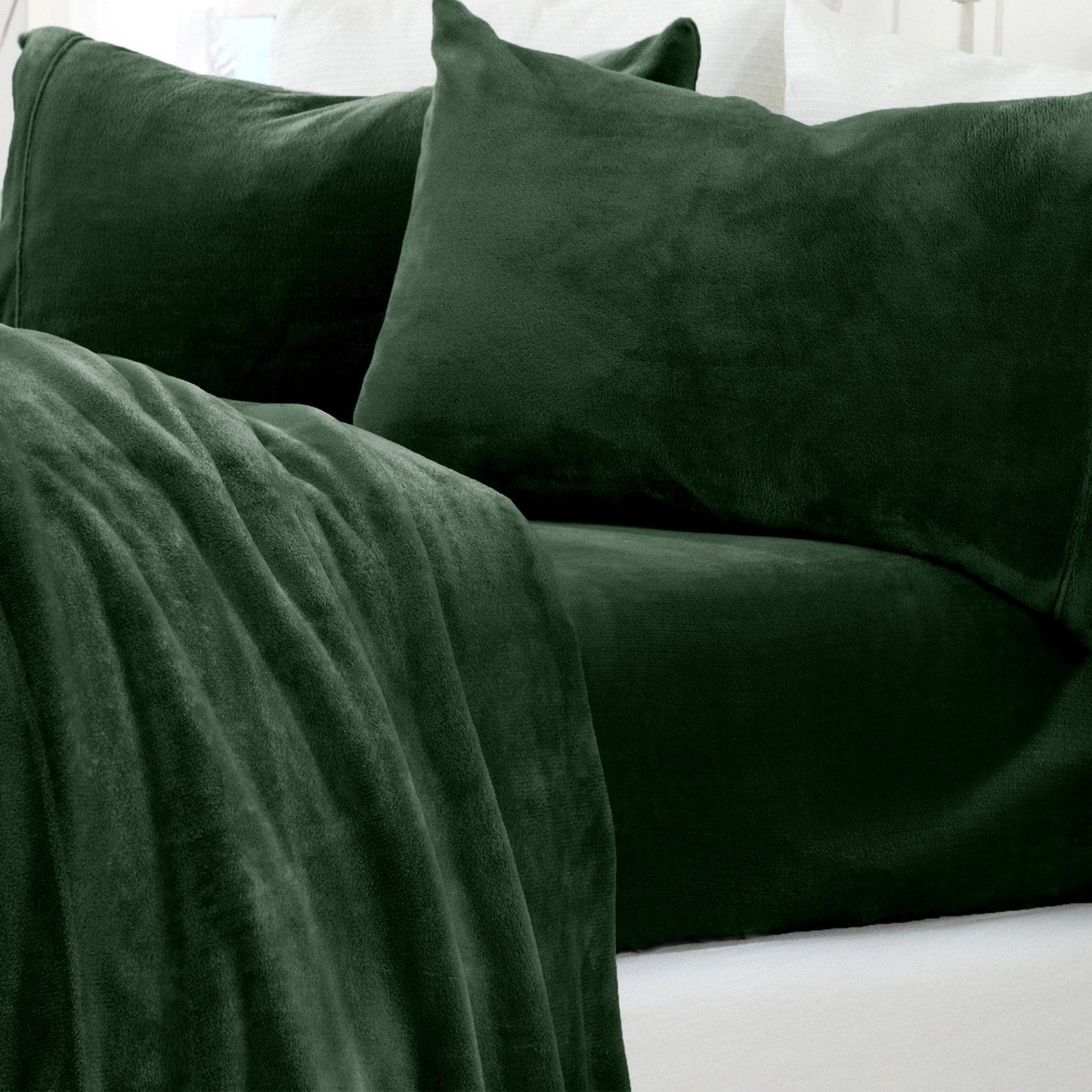 Sleep City Full / Navy 4-Piece Solid Jewel-Toned Plush Sheet - Velvet Luxe Collection Great Bay Home