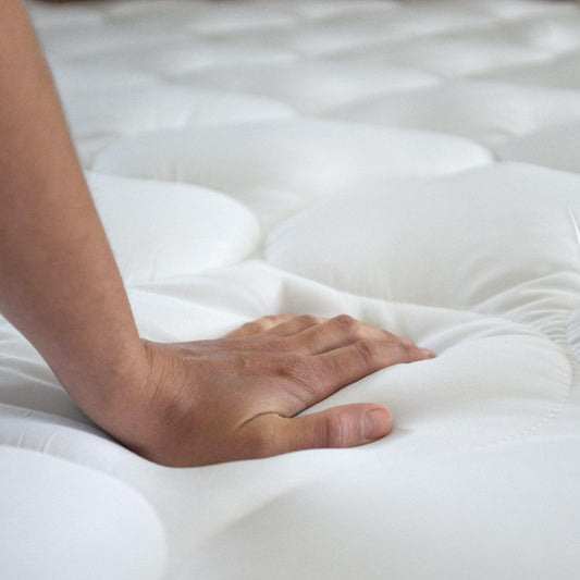 Sleep City Twin / White Mattress Topper 2 Inch Thick Hypoallergenic Mattress Topper - Kyla Collection Great Bay Home