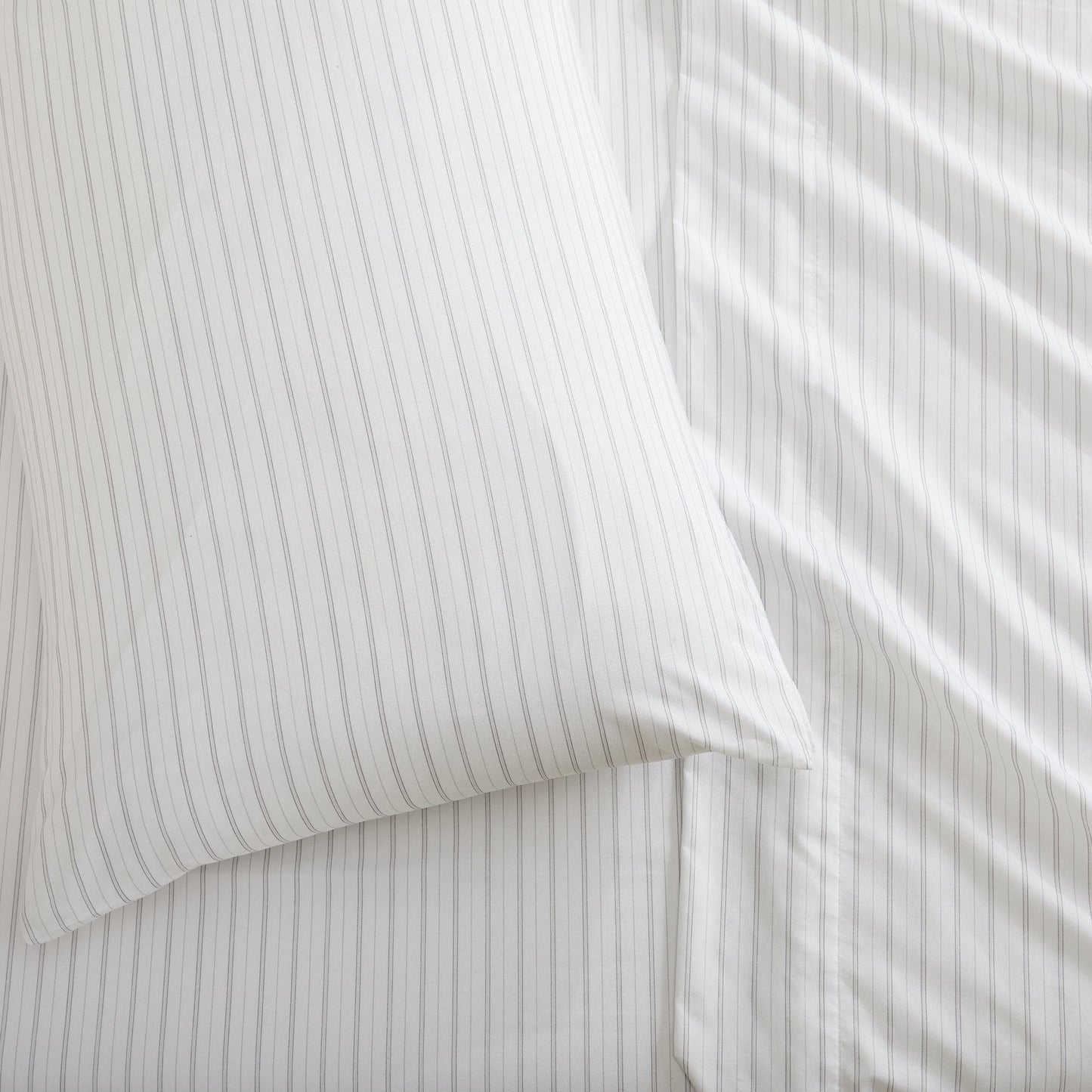 Sleep City Twin / Sky Blue Microfiber Stripe Sheet Set - Adeline Collection Great Bay Home