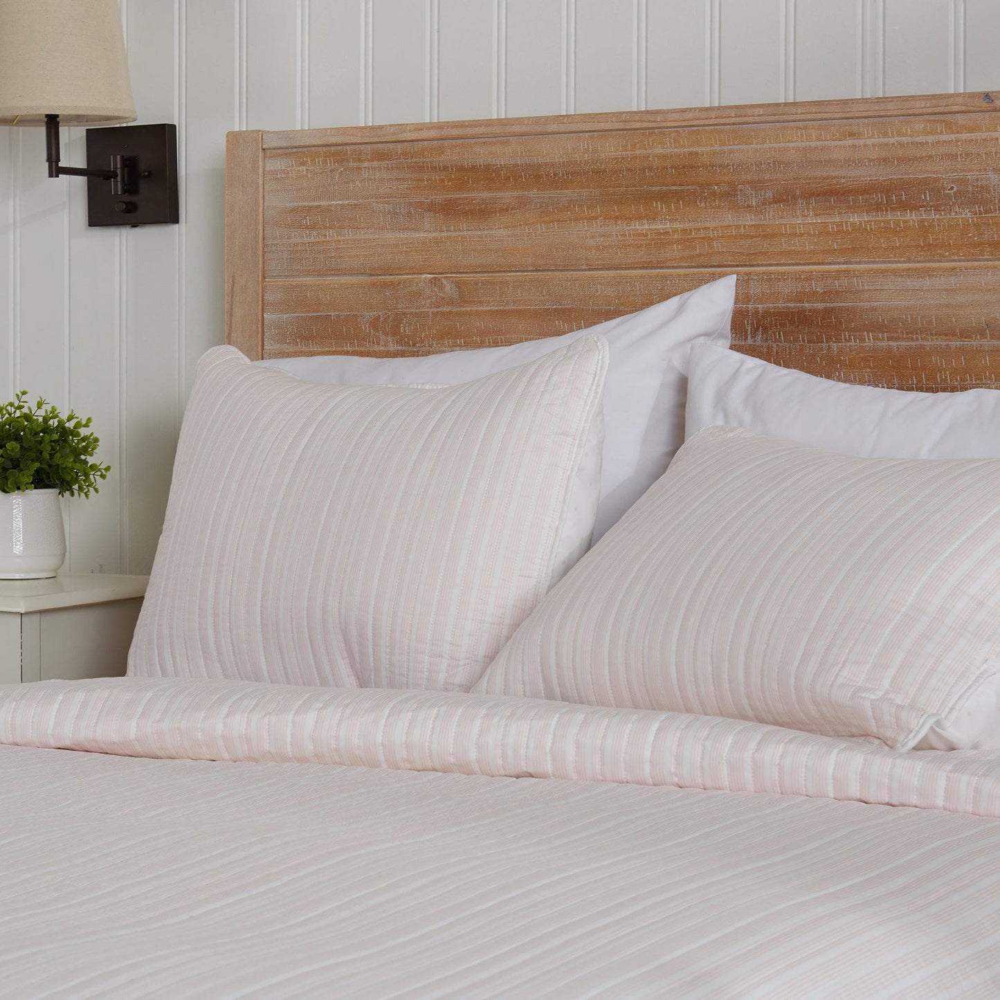 Sleep City Twin / Blue Quilts 3-Piece Stripe Quilt - Marcie Collection Great Bay Home