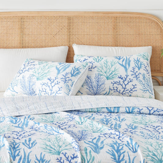 Sleep City King / Watercolor Coral Quilts Blue Coral Quilt - Amelia Island Great Bay Home