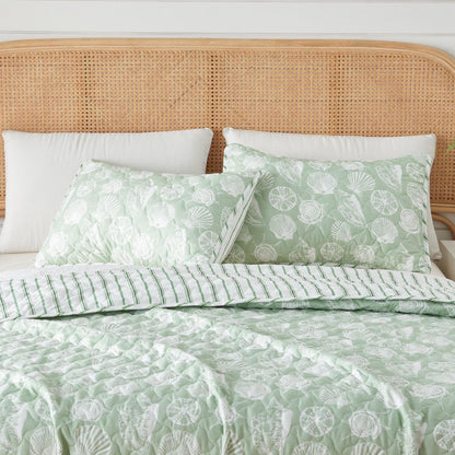 Sleep City King / Large Seashells Quilts Green Seashell Quilt - Emerald Bay Great Bay Home