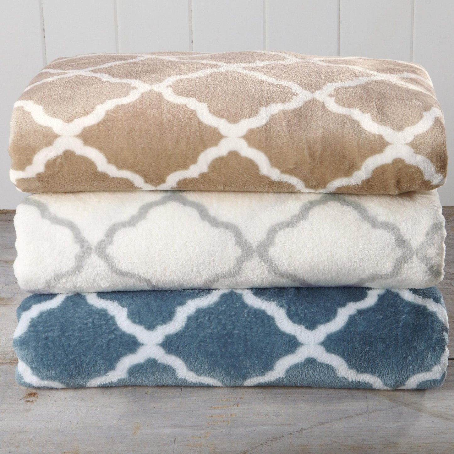 Sleep City Twin / Lattice - White / Jade Sheets 4-Piece Printed Plush Sheet - Velvet Luxe Lattice Collection Great Bay Home