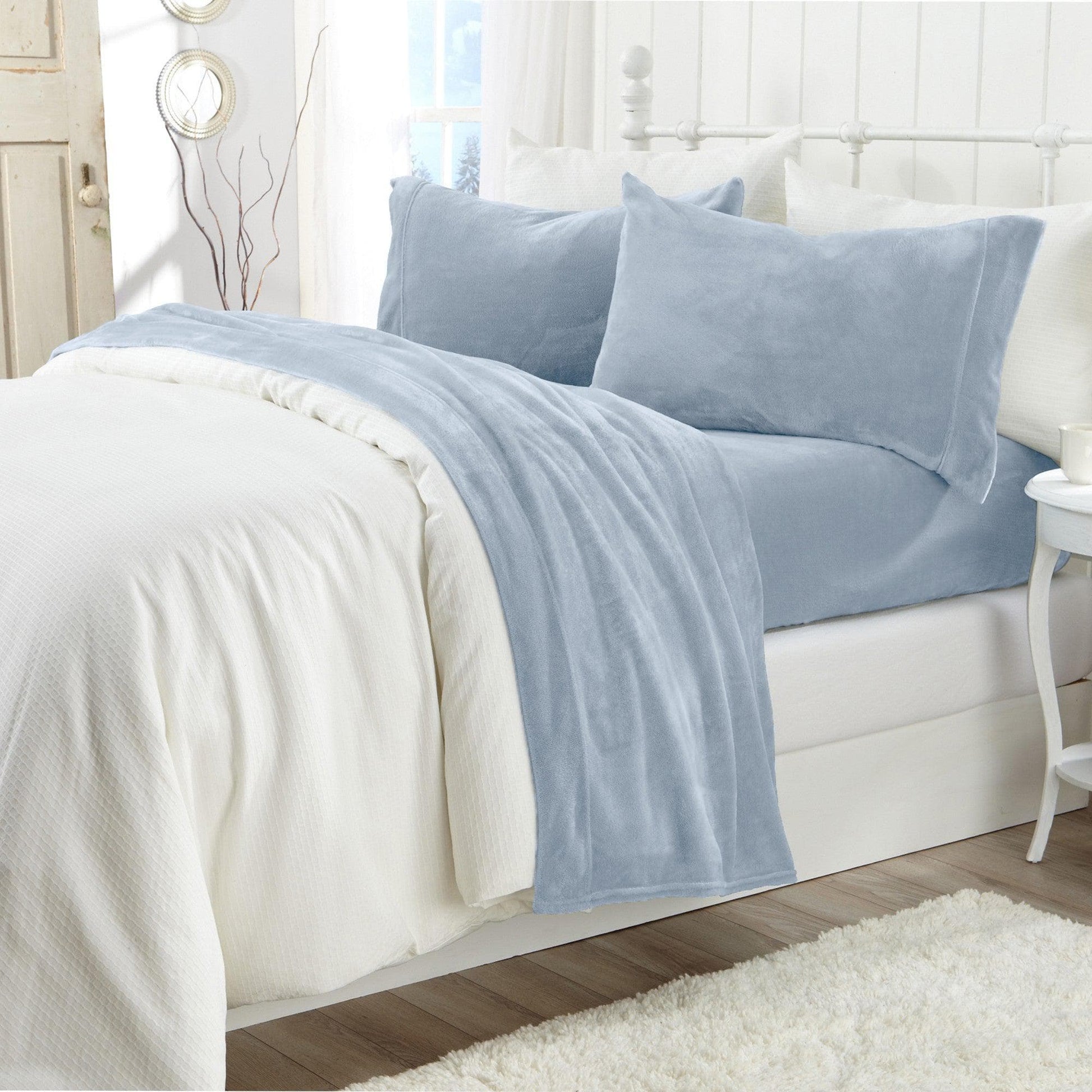 Sleep City Twin / Sea Mist Sheets 4-Piece Solid Plush Sheet - Velvet Luxe Collection Great Bay Home