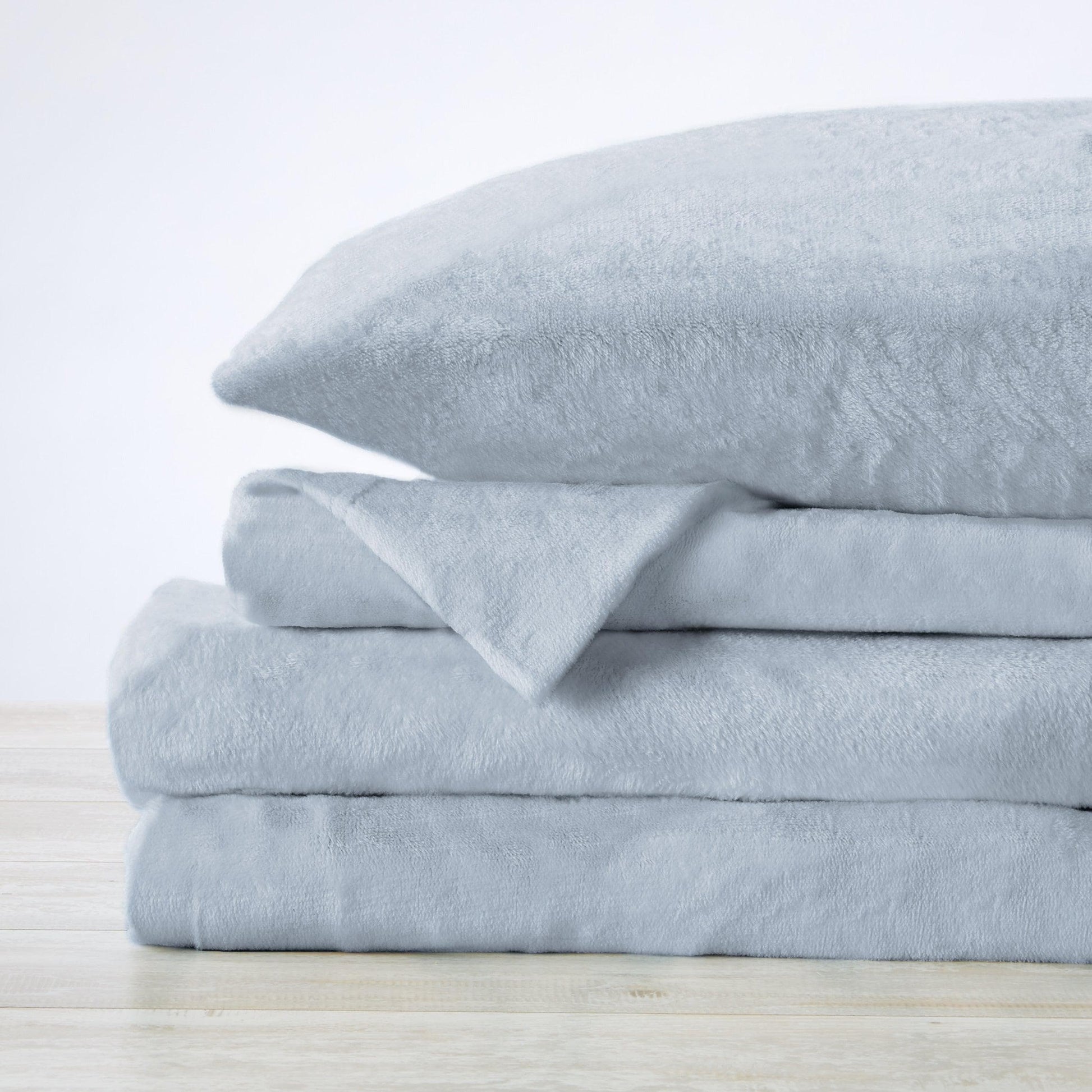 Sleep City Twin / Sea Mist Sheets 4-Piece Solid Plush Sheet - Velvet Luxe Collection Great Bay Home