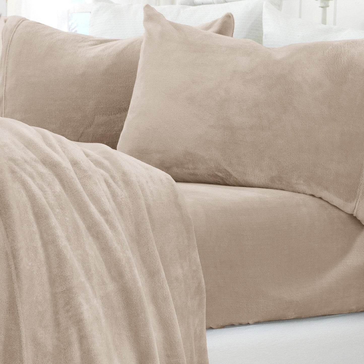 Sleep City Twin / Sea Mist Sheets 4-Piece Solid Plush Sheet - Velvet Luxe Collection Great Bay Home