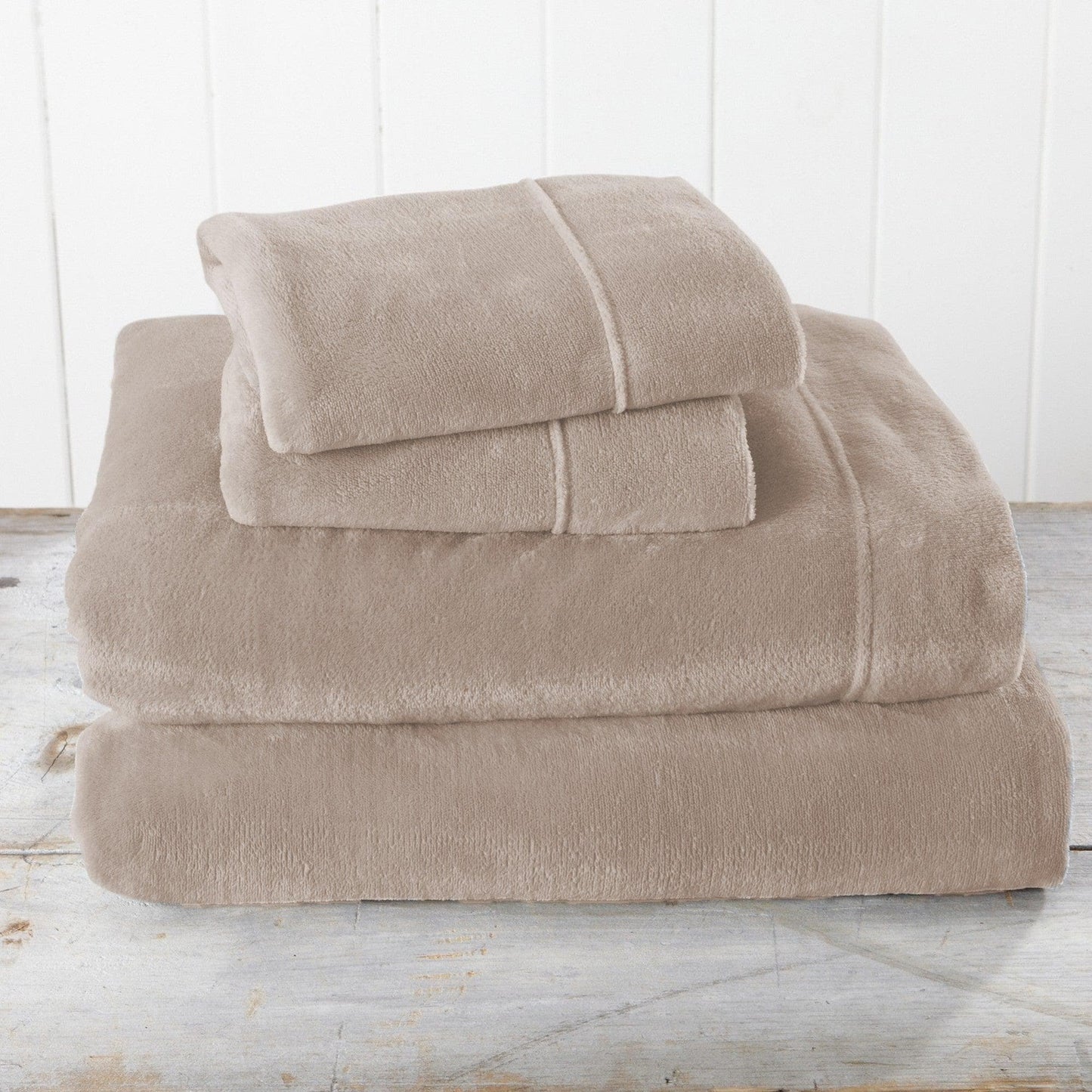 Sleep City Twin / Sea Mist Sheets 4-Piece Solid Plush Sheet - Velvet Luxe Collection Great Bay Home