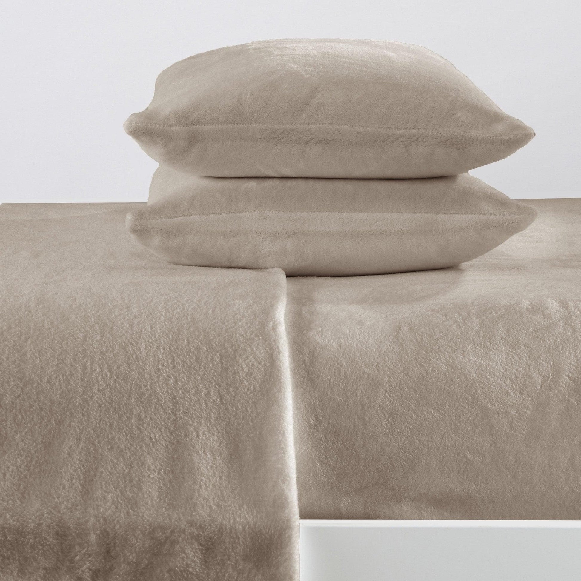 Sleep City Twin / Sea Mist Sheets 4-Piece Solid Plush Sheet - Velvet Luxe Collection Great Bay Home