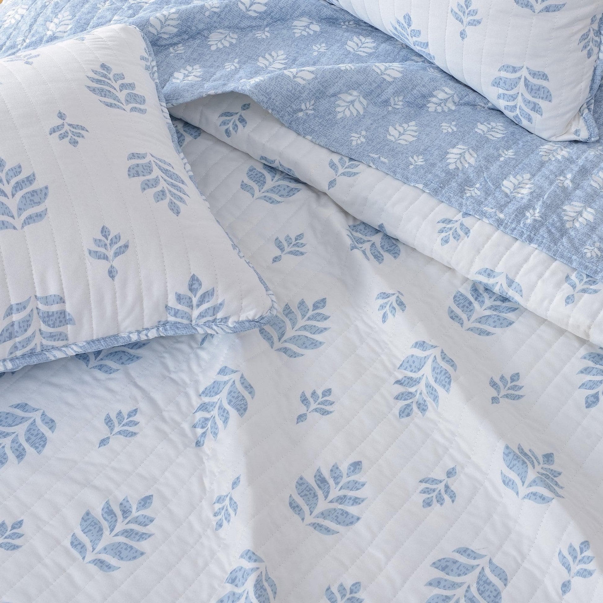 Sleep City Twin / Colette - Grey Quilts 3-Piece French Floral Quilt - Colette Collection Great Bay Home
