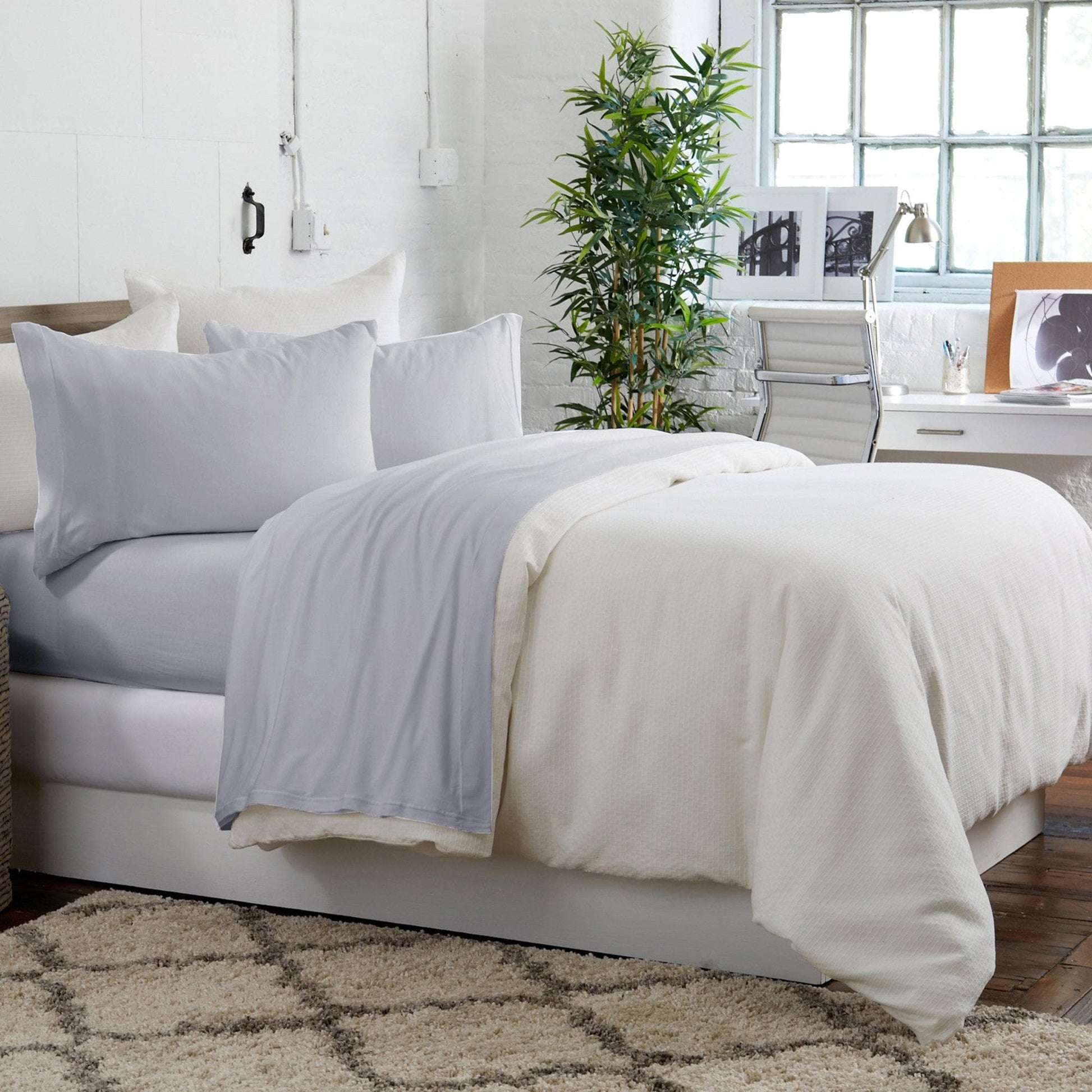 Sleep City King / Light Blue Bed Sheets Triblend Sheet Set - Avani Collection Great Bay Home