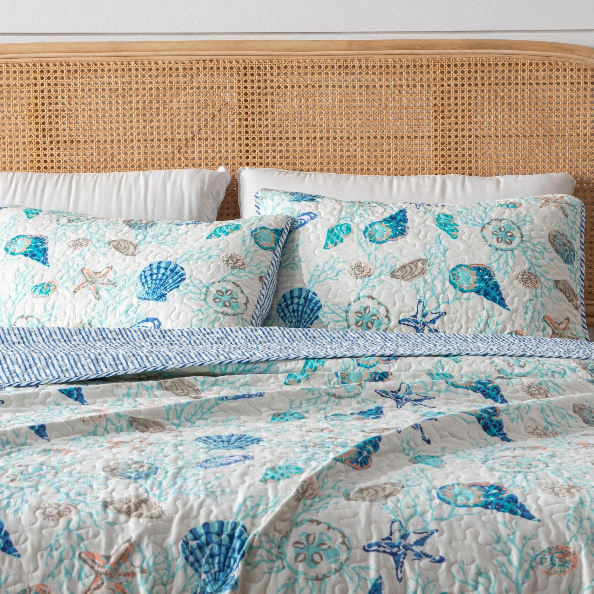 Sleep City Twin / Coral Quilts 3-Piece Coastal Quilt Set - Bali Collection Great Bay Home
