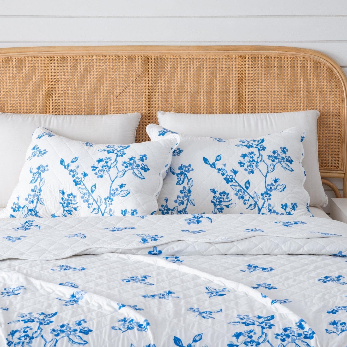 Sleep City Twin / Raelynn Quilts 3-Piece Floral Quilt - Raelynn Collection Great Bay Home