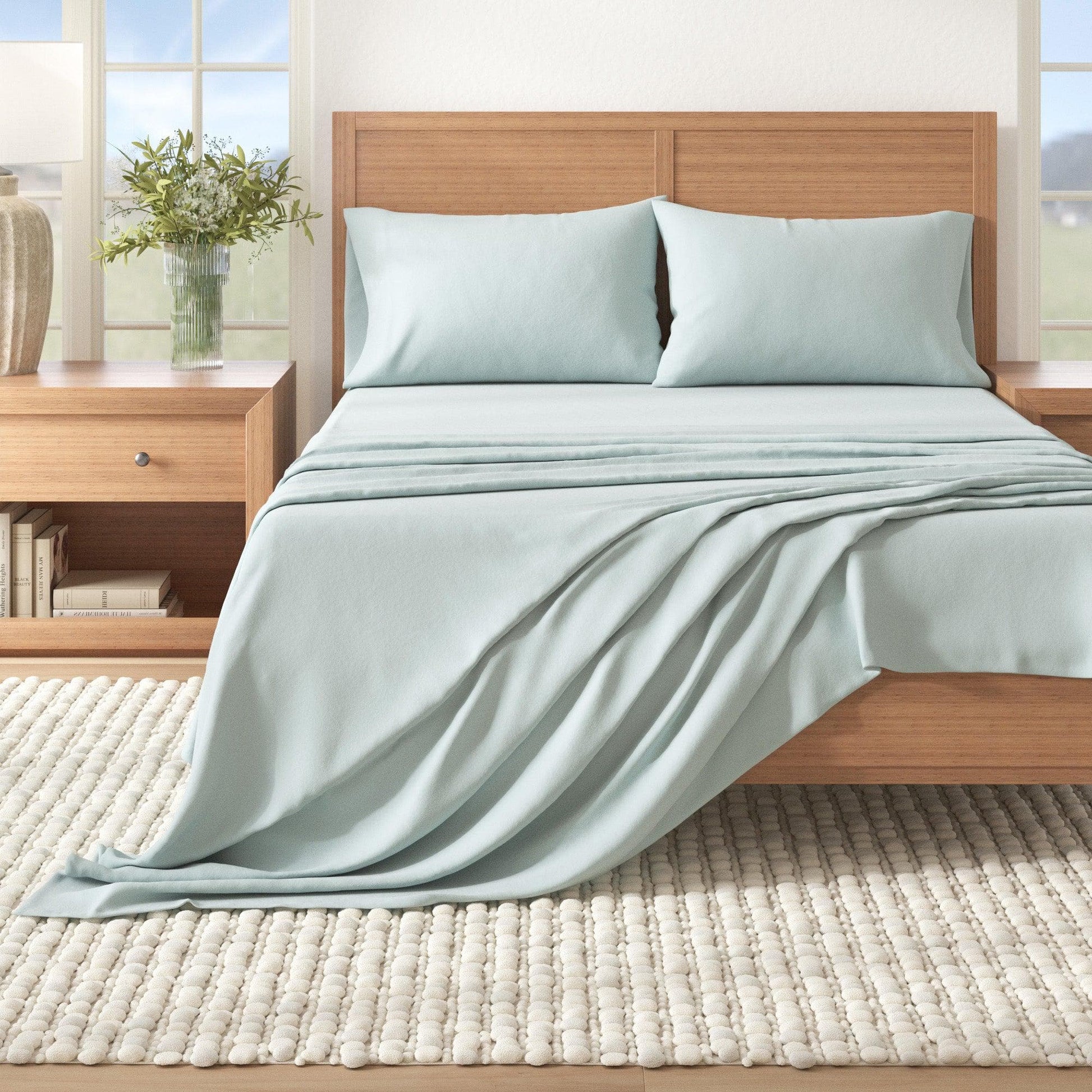 Sleep City Twin / Light Blue Sheets 4-Piece Cotton Solid Flannel Sheet - Nordic Collection Great Bay Home